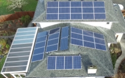 Company-installed solar panels on our house (plus three spares that Rolf absolutely had to get onto the roof, too. Can you guess which ones... ;-)...?)