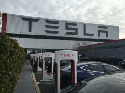 Tesla Factory 3
